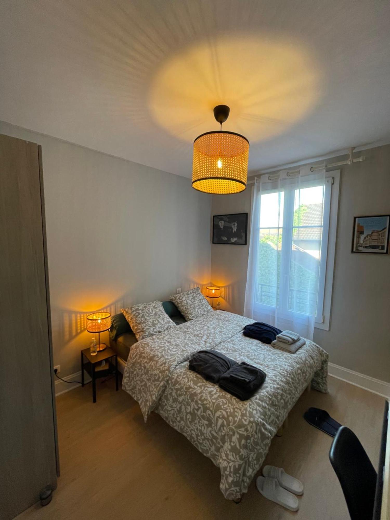 Ferienwohnung Le Treize Au Coeur Du Bouchon Troyes Exterior foto