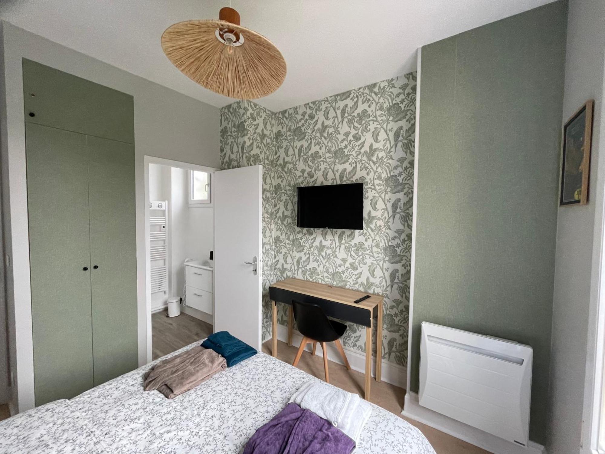 Ferienwohnung Le Treize Au Coeur Du Bouchon Troyes Exterior foto